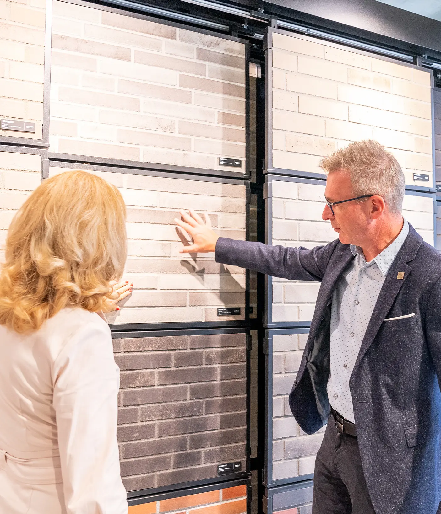 Stroeher Gruppe Showroom Dillenburg Produktberatung Klinkerriemchen